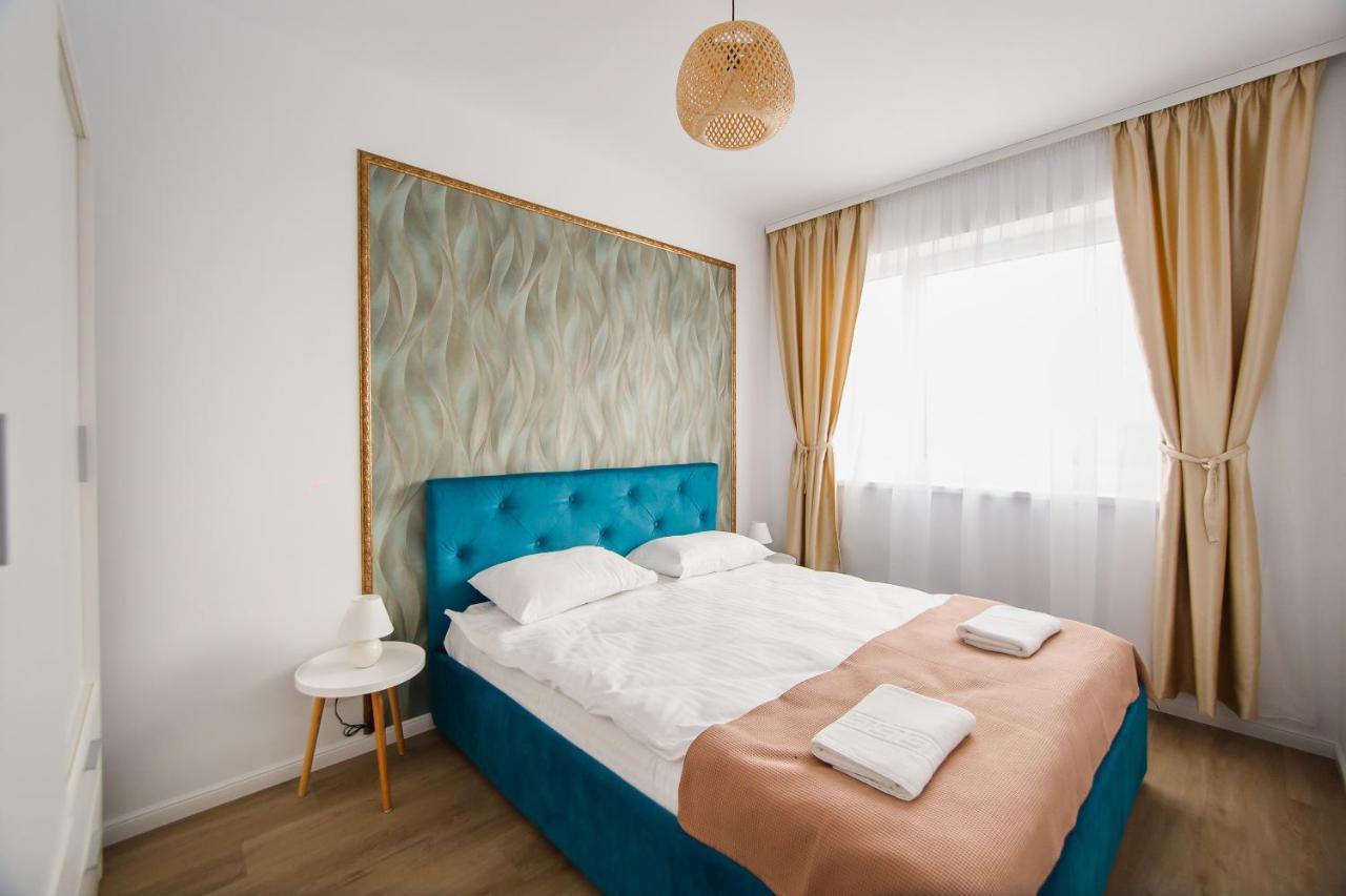 Ferienwohnung Trio Orange Oradea Exterior foto