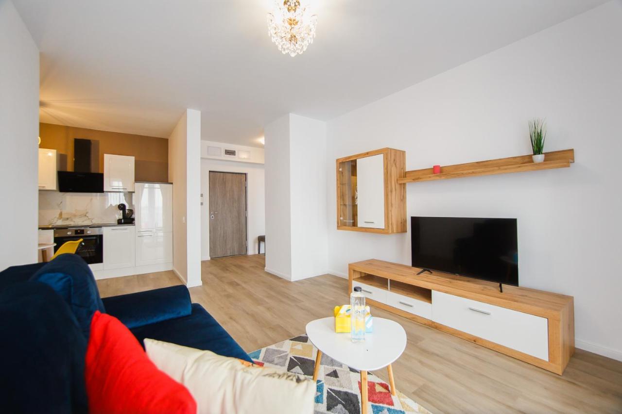 Ferienwohnung Trio Orange Oradea Exterior foto